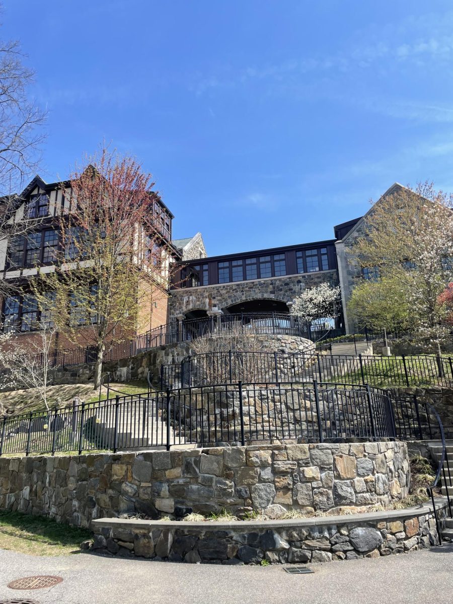 The Hackley steps lead to Kroger Arch. Many students, including middle schoolers will sit and enjoy a view of Akin Common. Mr. Franklin announced the exact step count of these stairs in a meeting.
